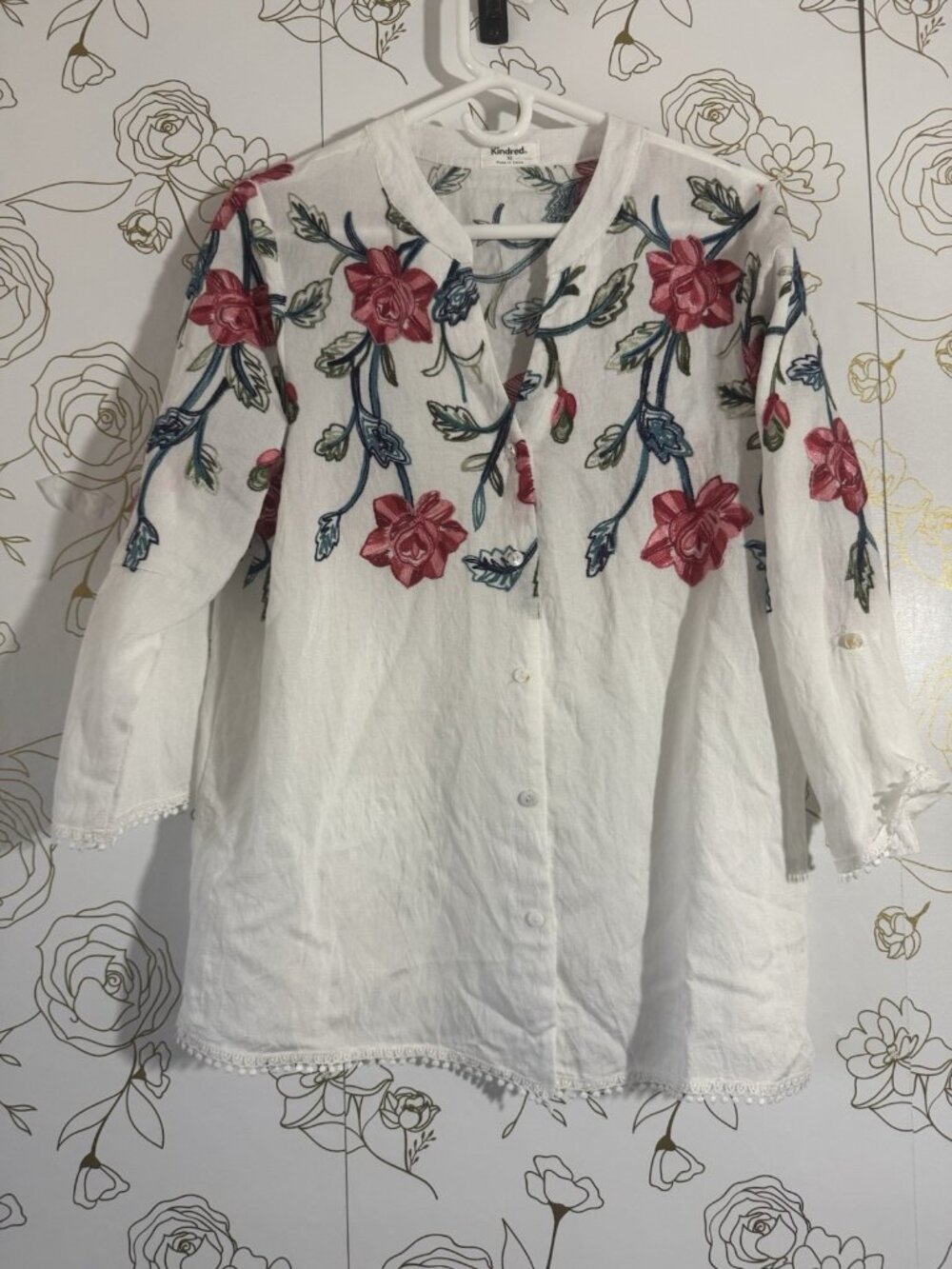 Anthropologie Kindred Top Size XL Embroidered Floral Blouse RollTab Cottagecore
